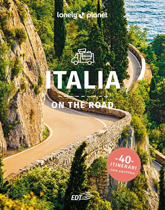Italia on the road. 40 itinerari. Con cartina - copertina