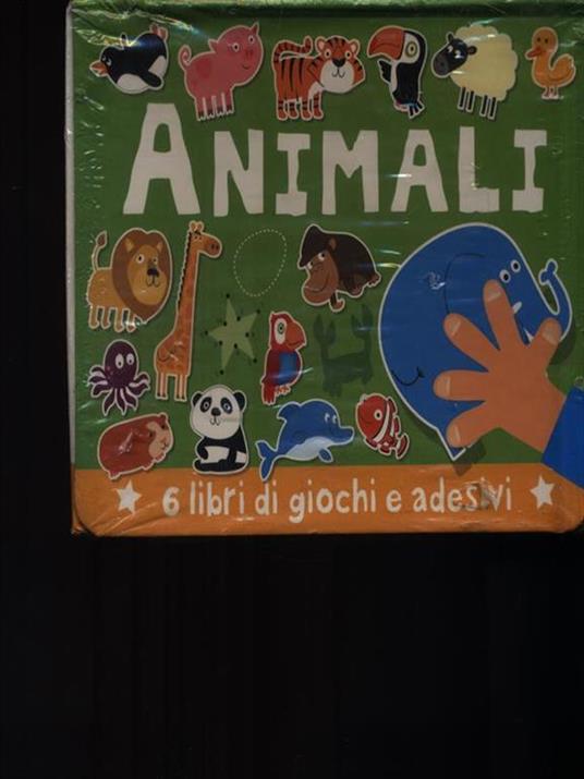 Animali. Con adesivi. Ediz. illustrata - copertina