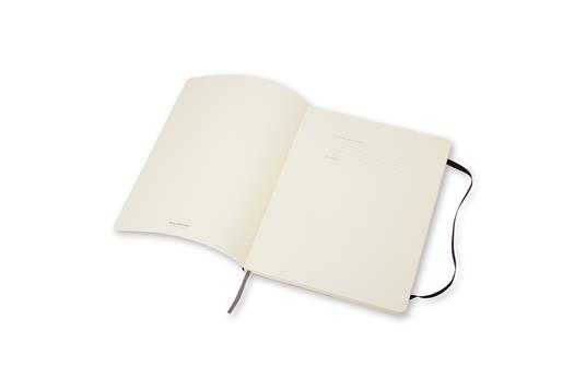 Moleskine Taccuino Formato Large a Righe Con Copertina Rigida Nera - QP060