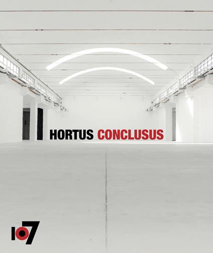 Hortus conclusus. 30 artisti per il decennale. Ediz. italiana e inglese - Federico Piccari - copertina